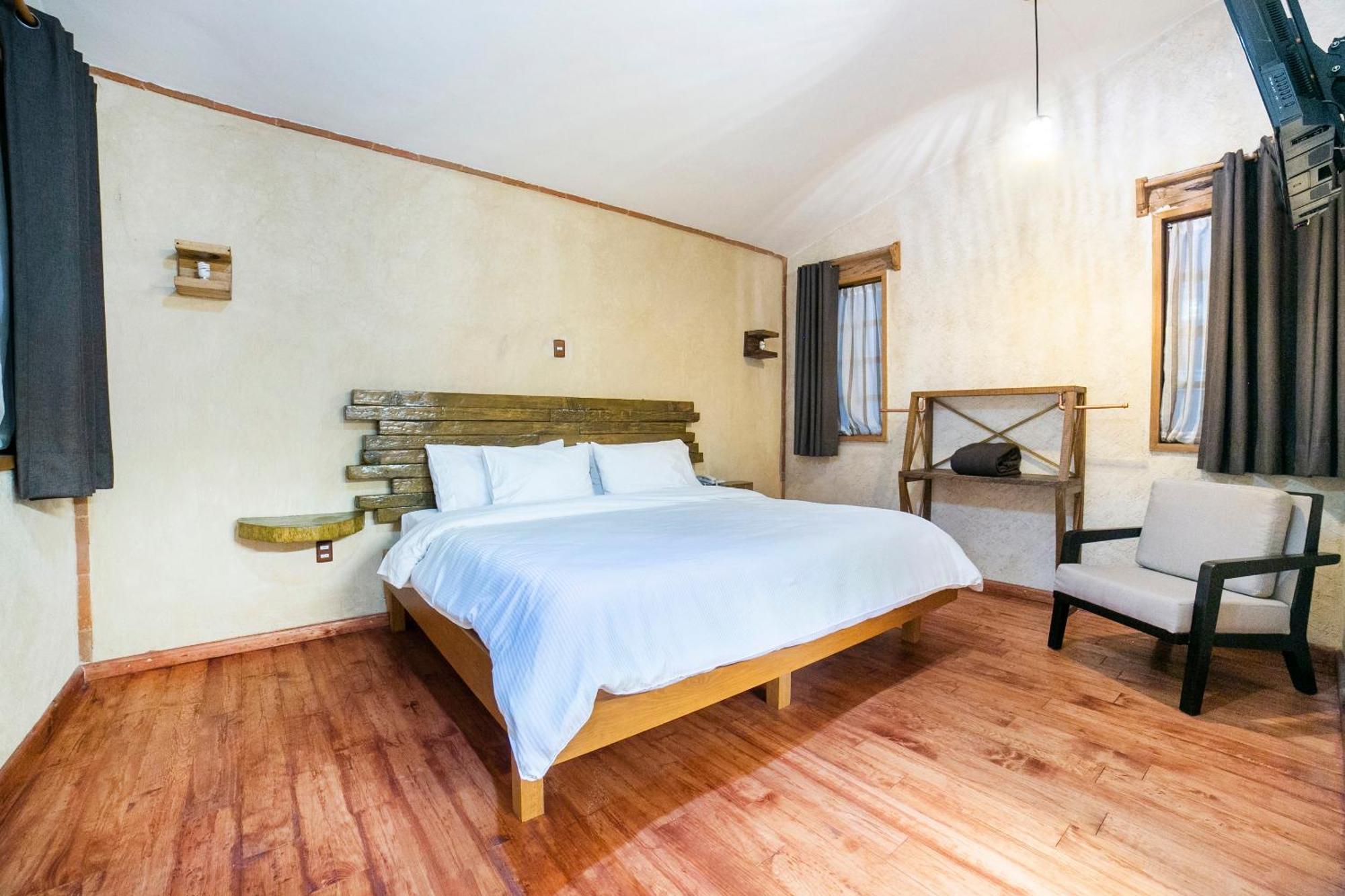 Collection O Casona De Minas Hotel มิเนราล เดล มอนเต ภายนอก รูปภาพ