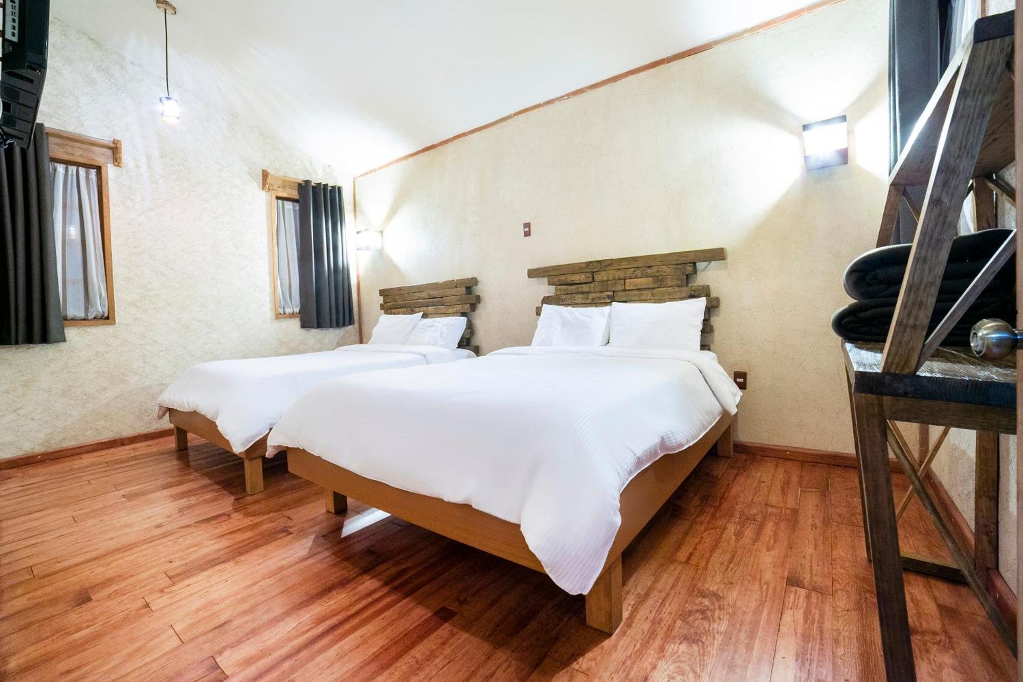 Collection O Casona De Minas Hotel มิเนราล เดล มอนเต ภายนอก รูปภาพ